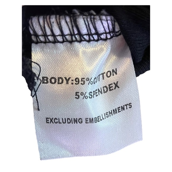 ⭐️ 5/$25 WhoIAm black ruched long-sleeved black crop top size 10 - Picture 4 of 7